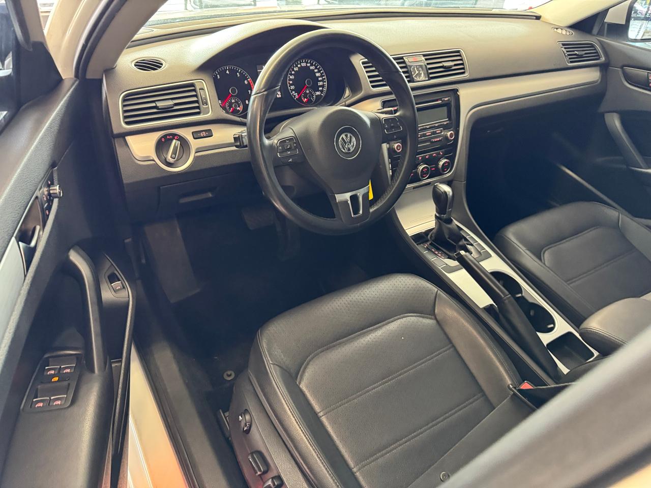 2013 Volkswagen Passat Comfortline+Leather+Roof+Heated Seats+CLEAN CARFAX Photo74
