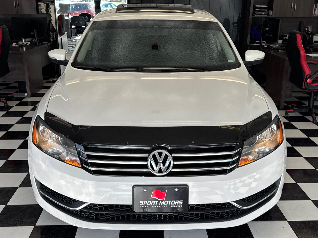 2013 Volkswagen Passat Comfortline+Leather+Roof+Heated Seats+CLEAN CARFAX - Photo #10