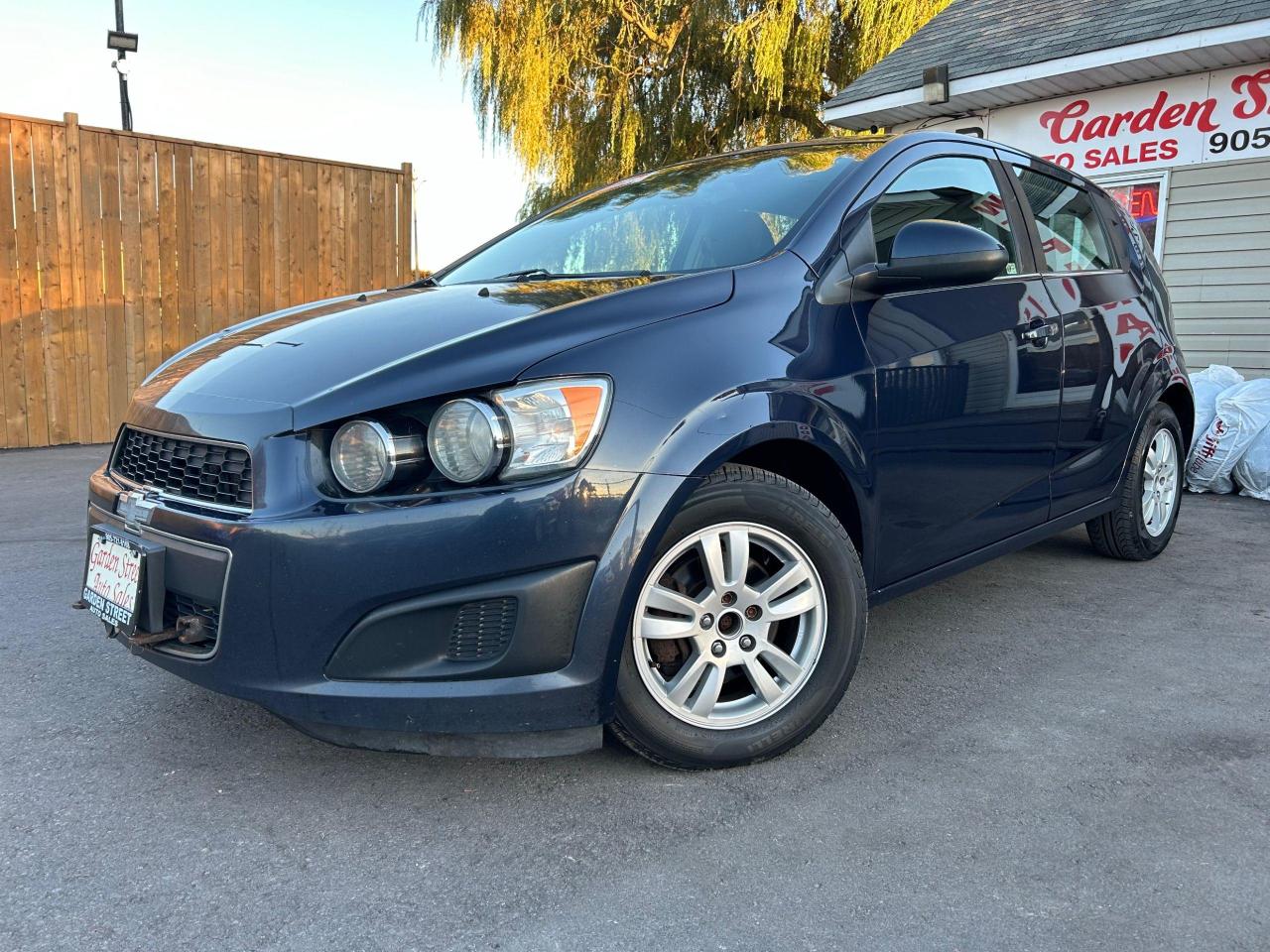 Used 2015 Chevrolet Sonic LT for sale in Oshawa, ON