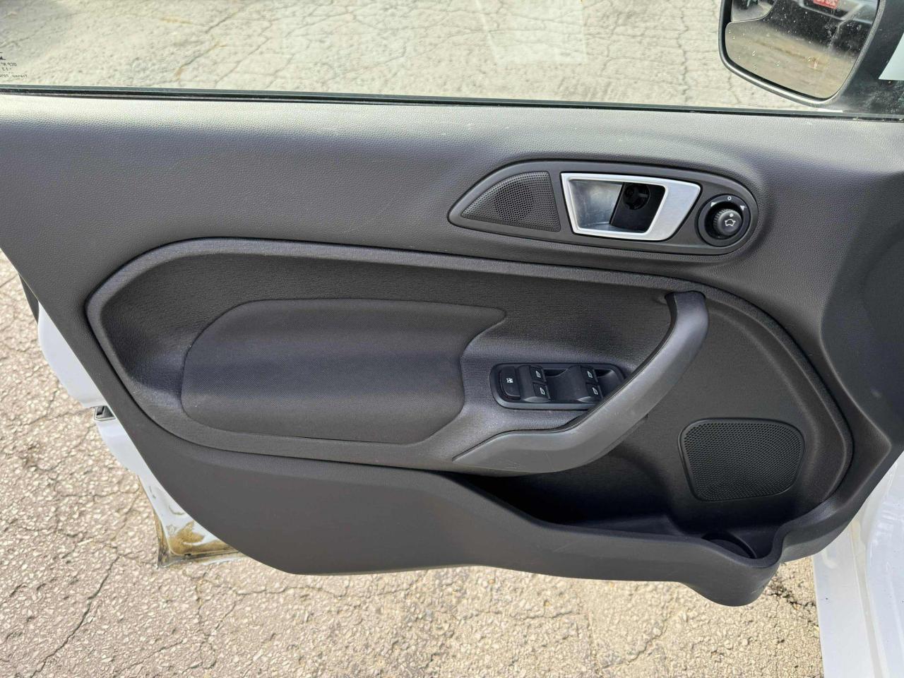 2014 Ford Fiesta  - Photo #19