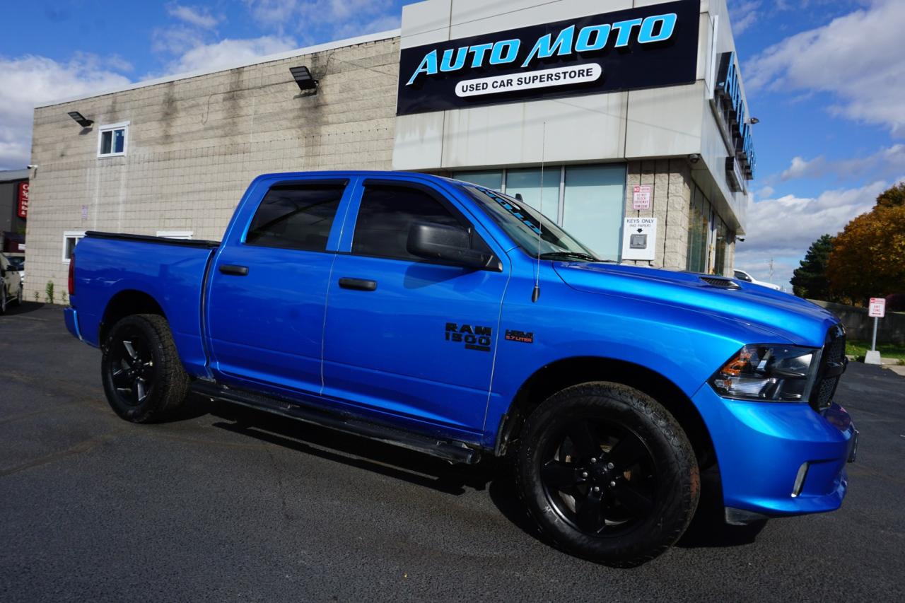 Used 2021 RAM 1500 Classic TRADESMAN CREW CAB SWB 4WD SAFETY INCLUDED *ACCIDENT FREE*1 OWNER* CAMERA BLUETOOTH HEATED SEATS CRUISE ALLOYS for sale in Burlington, ON