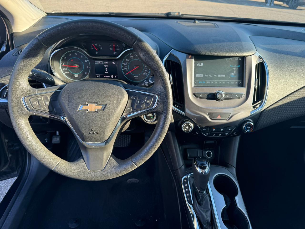 2018 Chevrolet Cruze LT ACCIDENT FREE ,BACK UP CAM .APPLE CARPLAY,4CLY - Photo #22