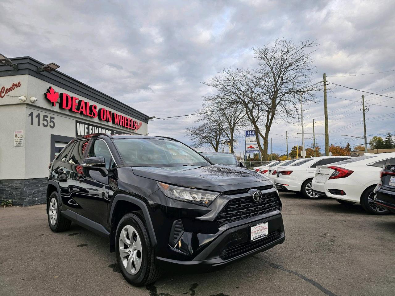 Used 2019 Toyota RAV4 FWD LE for sale in Oakville, ON