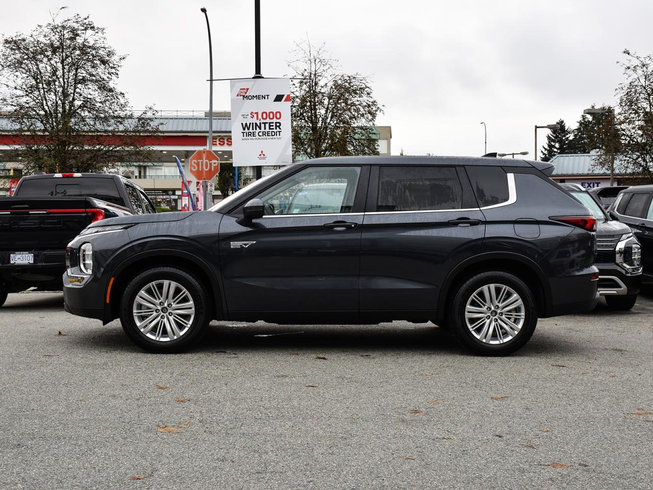 New 2025 Mitsubishi Outlander Phev ES - Heated Seats, Apple Carplay/Android Auto for sale in Coquitlam, BC