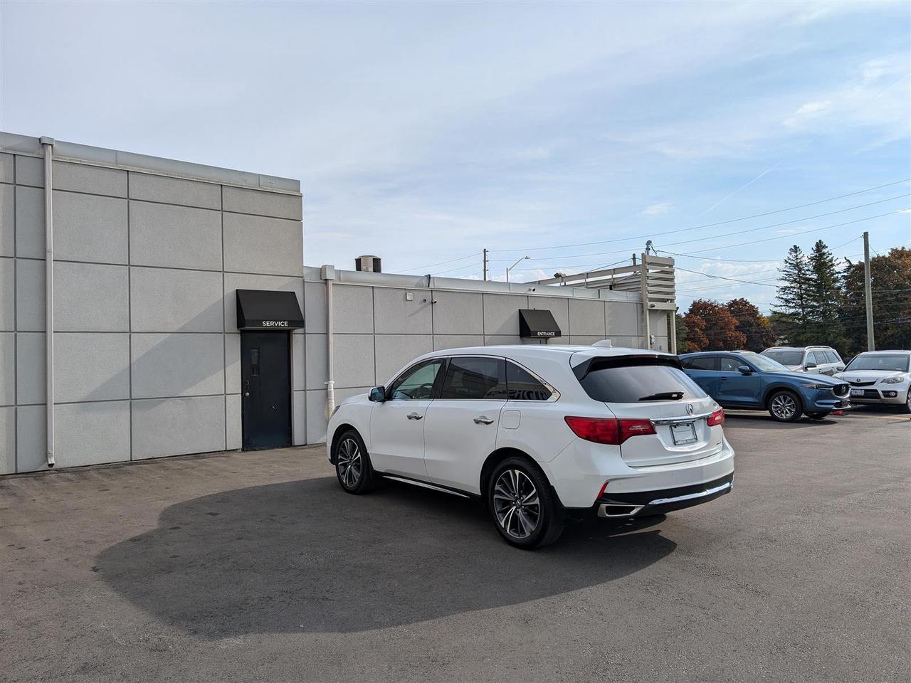 2020 Acura MDX TECH AWD - NAV - SUNROOF - 7 PASS Photo