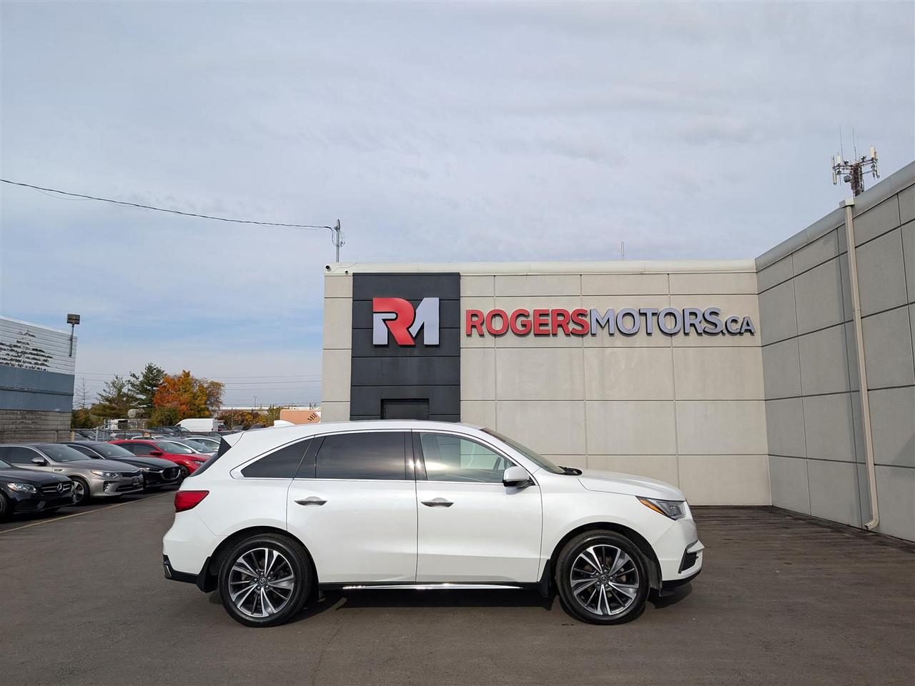 2020 Acura MDX TECH AWD - NAV - SUNROOF - 7 PASS Photo