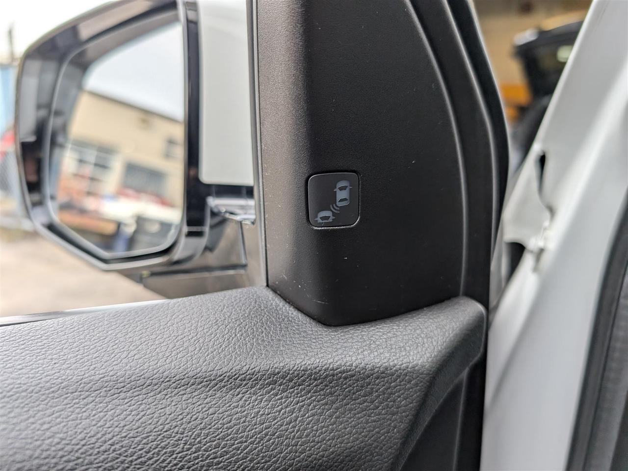 2020 Acura MDX TECH AWD - NAV - SUNROOF - 7 PASS Photo