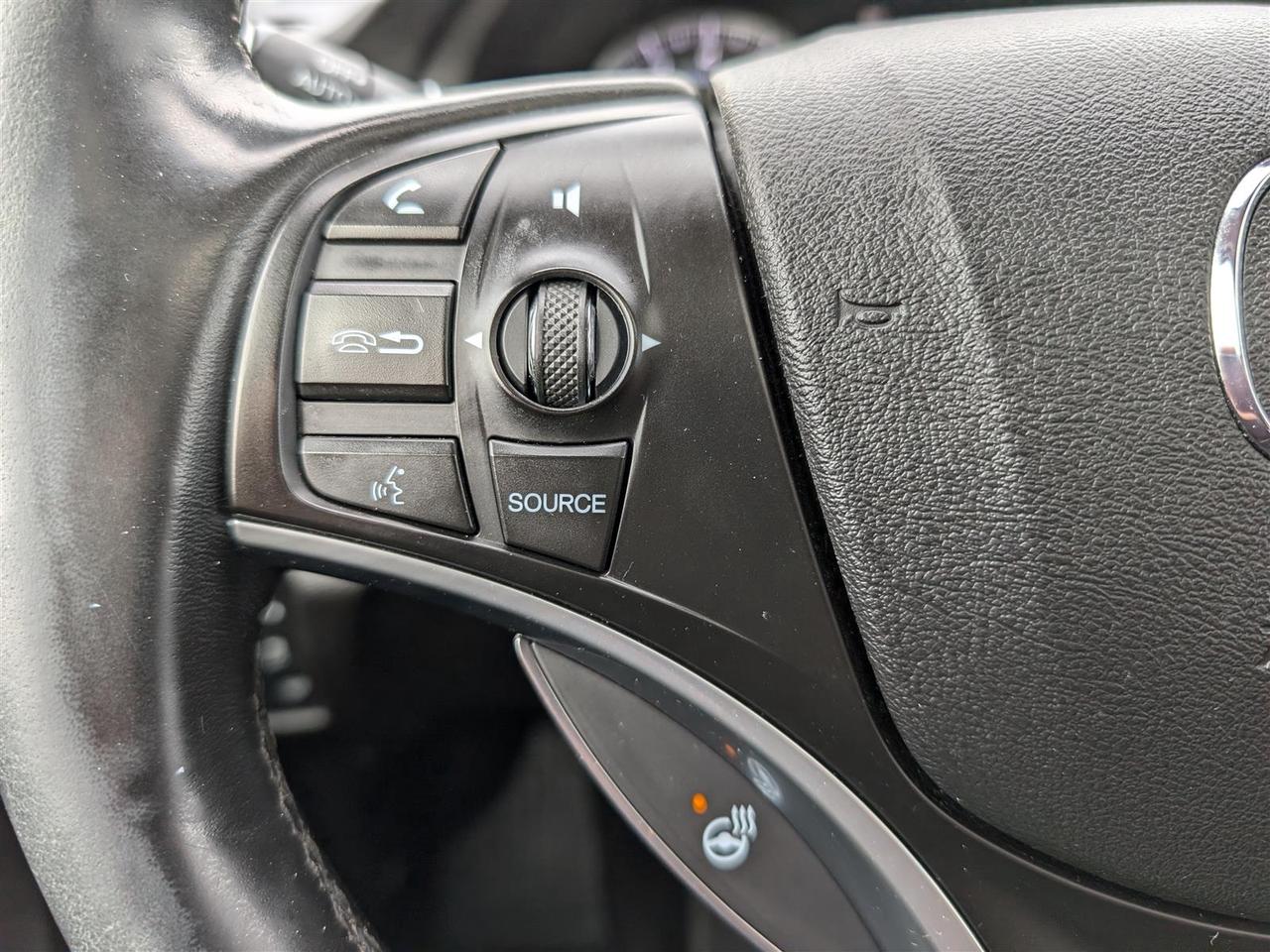 2020 Acura MDX TECH AWD - NAV - SUNROOF - 7 PASS Photo