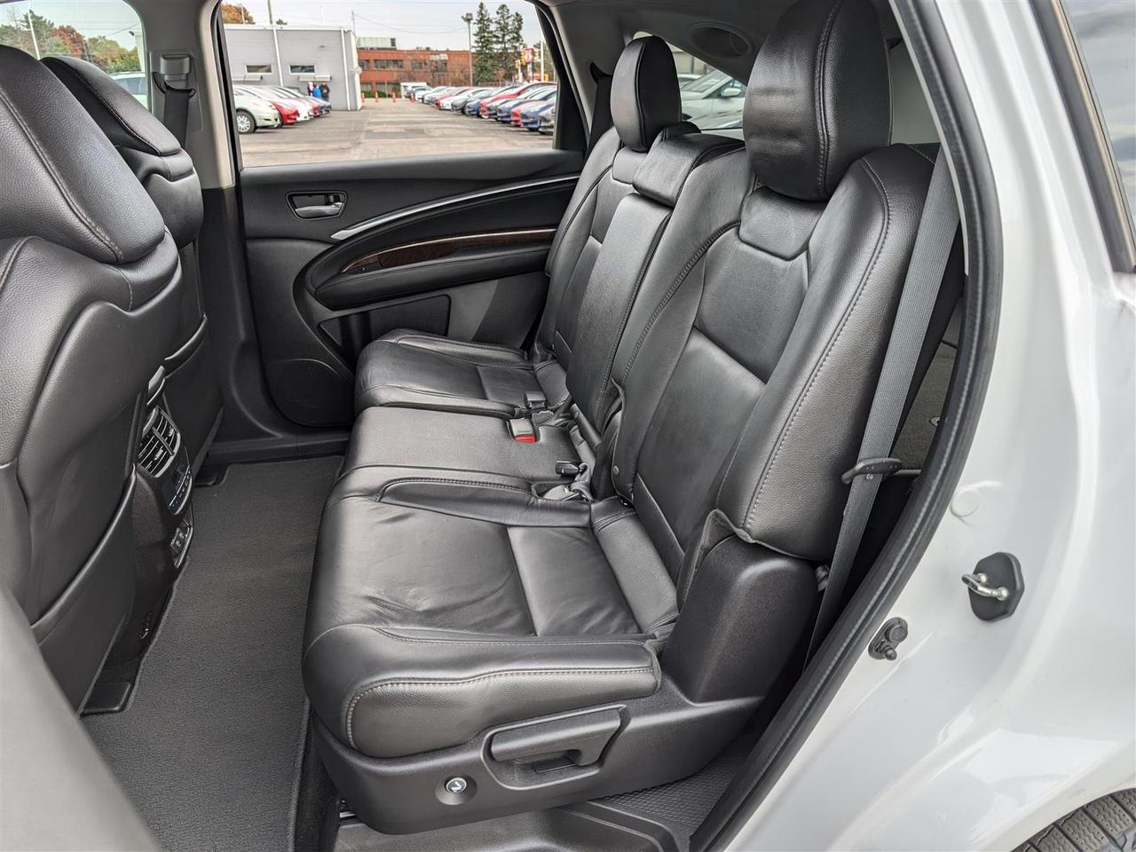 2020 Acura MDX TECH AWD - NAV - SUNROOF - 7 PASS Photo