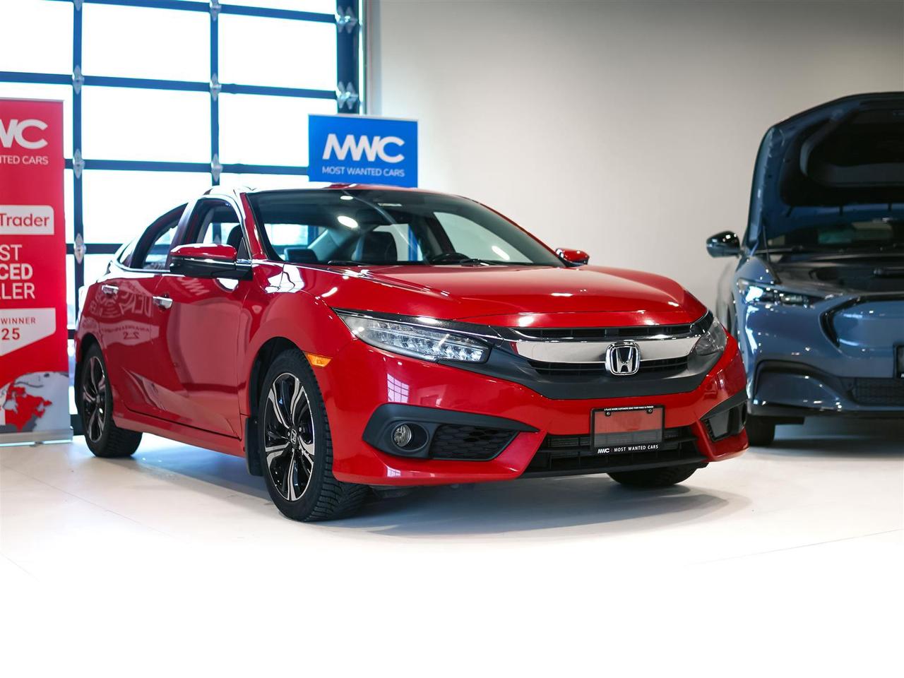 2018 Honda Civic TOURING | NO ACCIDENTS | LEATHER | ROOF Photo