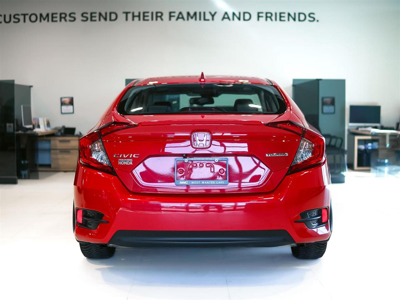 2018 Honda Civic TOURING | NO ACCIDENTS | LEATHER | ROOF Photo