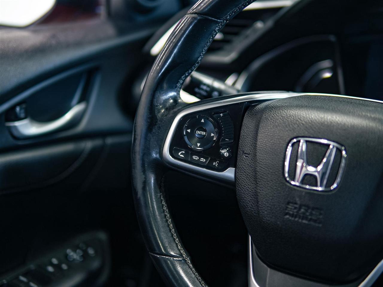 2018 Honda Civic TOURING | NO ACCIDENTS | LEATHER | ROOF Photo