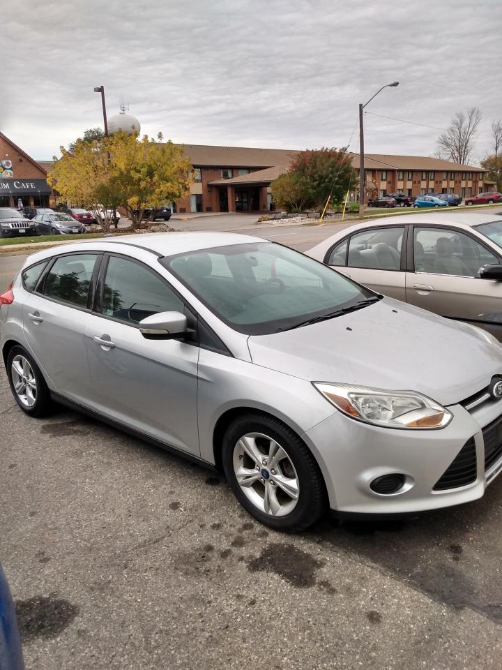 Used 2014 Ford Focus 5DR HB SE for sale in Brantford, ON