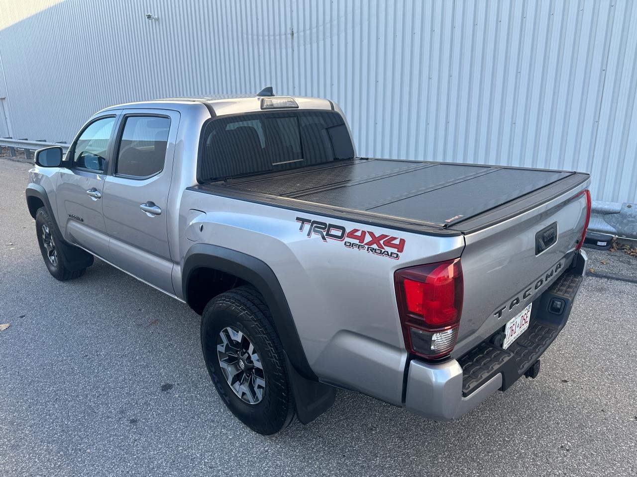 Used 2018 Toyota Tacoma DOUBLE CAB SR5 TRD SPORT RARE SHORT BOX for sale in Mississauga, ON