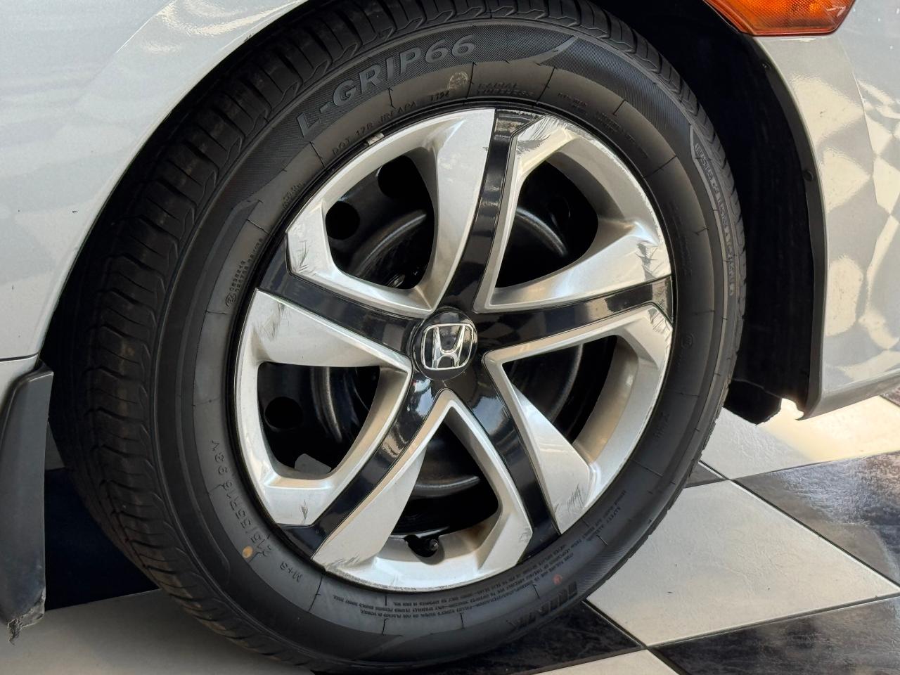 2016 Honda Civic LX+New Tires+Camera+ApplePlay+A/C+Heated Seats - Photo #54