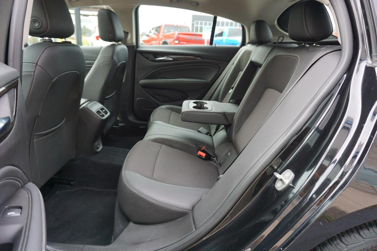 2018 Buick Regal PREFERRED II SAFETY INCLUDED *ACCIDENT FREE* CAMERA NAV BLUETOOTH LEATHER HEATED SEATS SUNROOF CRUISE ALLOYS - Photo #16