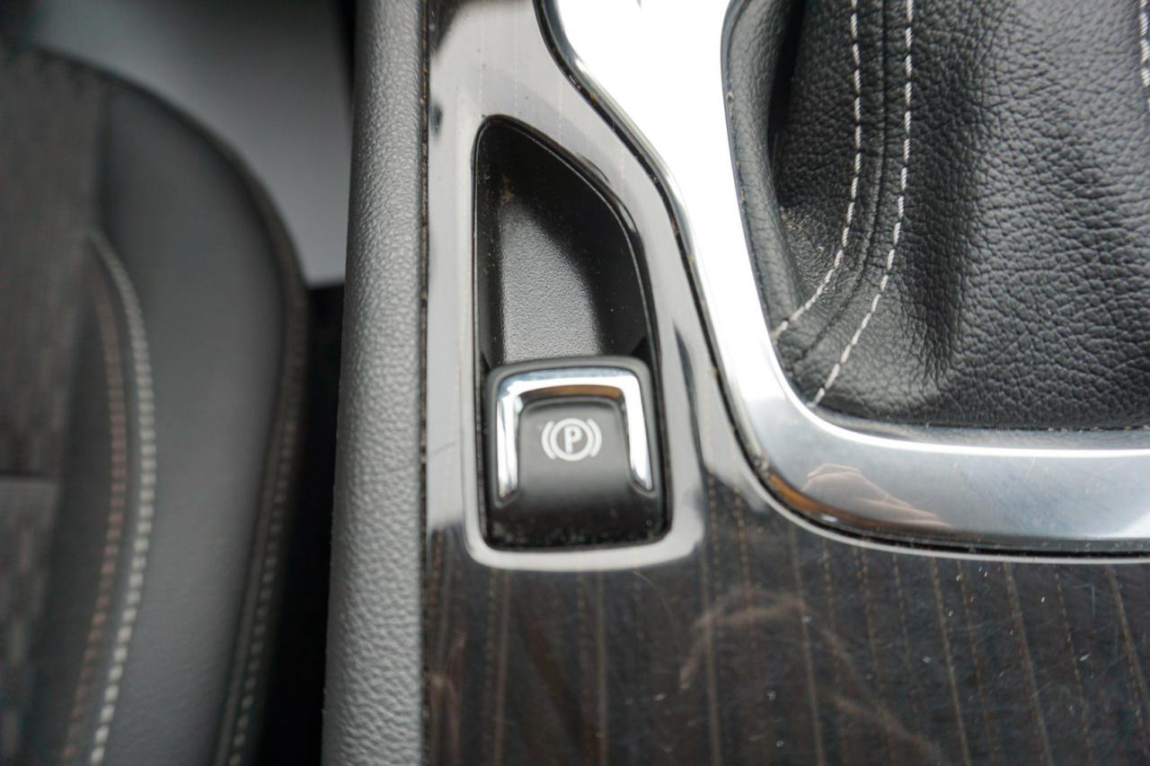 2018 Buick Regal PREFERRED II SAFETY INCLUDED *ACCIDENT FREE* CAMERA NAV BLUETOOTH LEATHER HEATED SEATS SUNROOF CRUISE ALLOYS - Photo #35