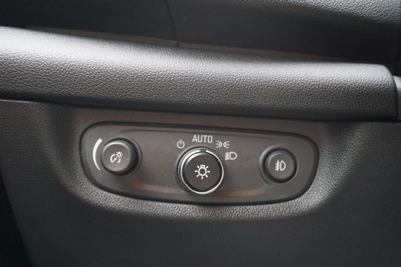 2018 Buick Regal PREFERRED II SAFETY INCLUDED *ACCIDENT FREE* CAMERA NAV BLUETOOTH LEATHER HEATED SEATS SUNROOF CRUISE ALLOYS - Photo #36