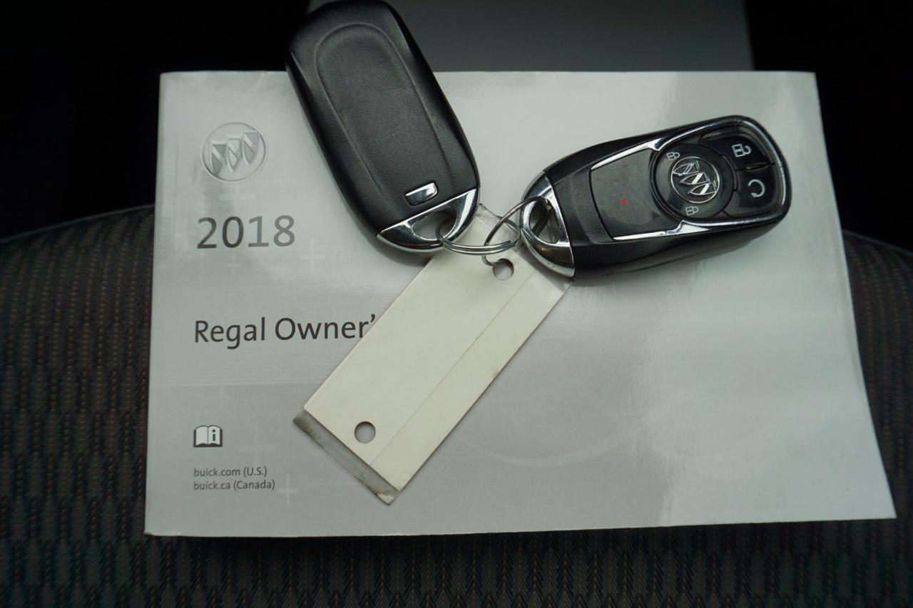 2018 Buick Regal PREFERRED II SAFETY INCLUDED *ACCIDENT FREE* CAMERA NAV BLUETOOTH LEATHER HEATED SEATS SUNROOF CRUISE ALLOYS - Photo #40