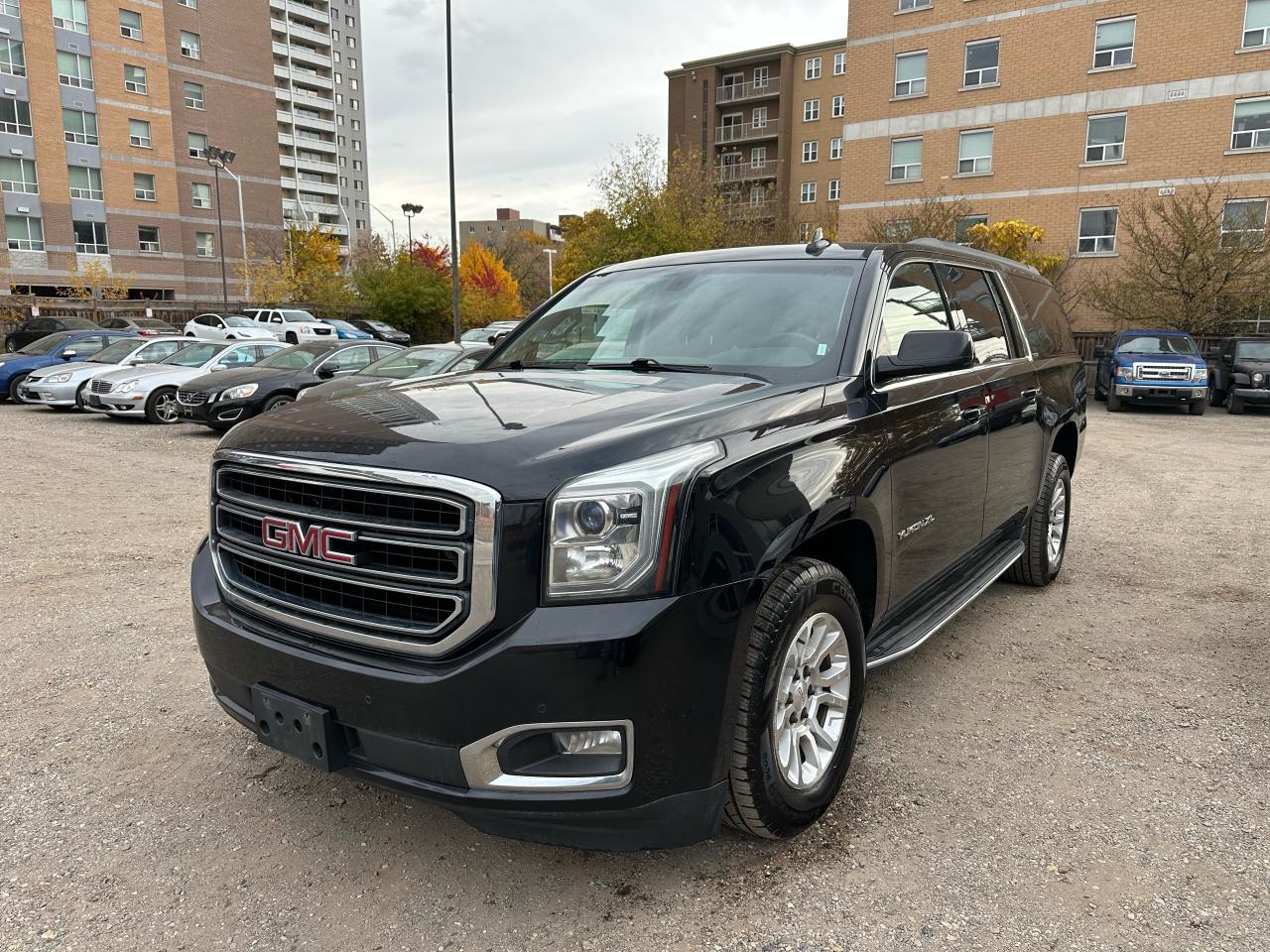 2016 GMC Yukon XL 4WD 4DR SLE - Photo #3