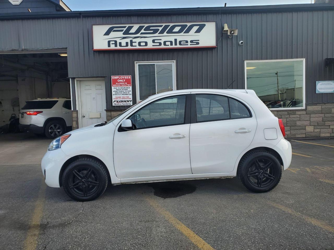 2017 Nissan Micra SR-AFTERMARKET WHEELS-BLUETOOTH - Photo #2