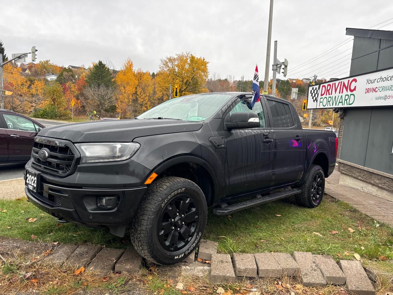 Wow!  Fully loaded black beauty! Not many of these around!   Leather, heated seats, locally owned, 4x4, navigation,  Take a look at all the pictures for options or visit us at 469 the Kingsway. Finance and only Pay $27.73 a DAY taxes included zero down at 7.99% for 84 Months oac