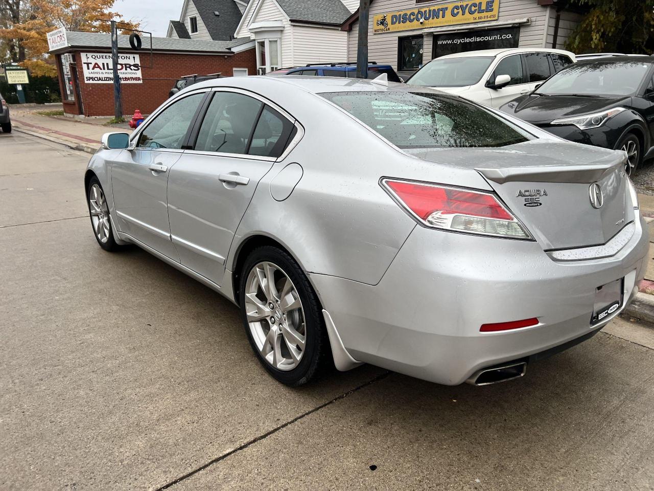 2012 Acura TL 4dr Sdn Auto SH-AWD - Photo #13