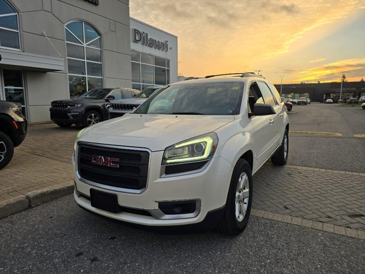 Used 2014 GMC Acadia FWD 4DR SLE1 for sale in Nepean, ON