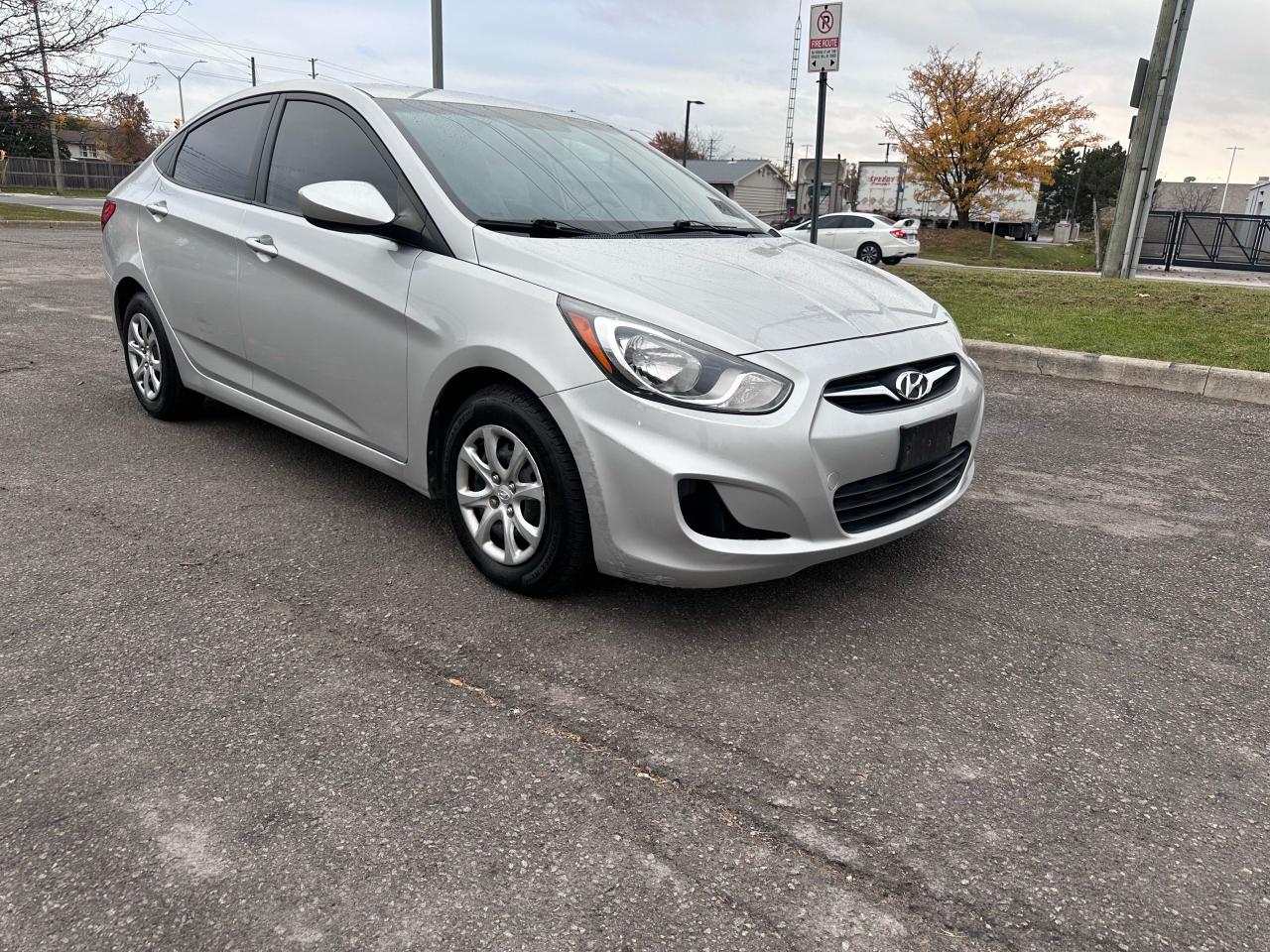 Used 2012 Hyundai Accent GL for sale in Milton, ON