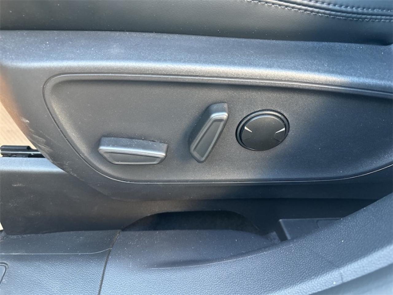 11850196