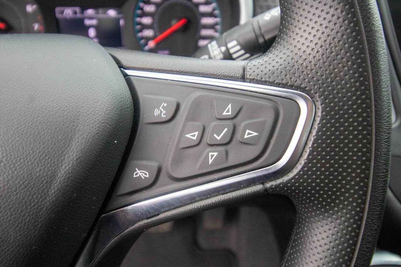 2023 Chevrolet Malibu LT Photo5