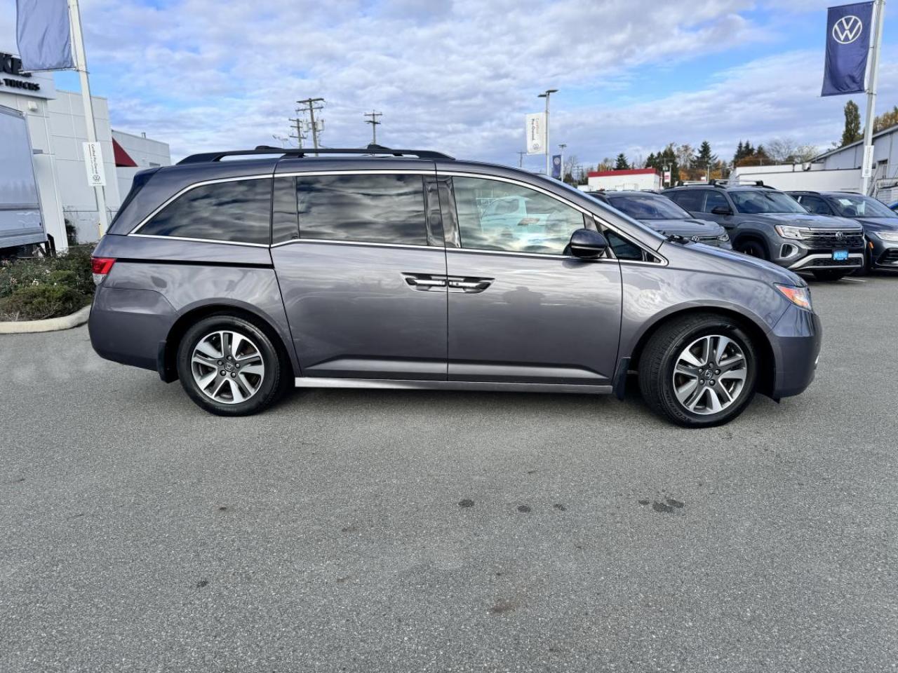 Used 2015 Honda Odyssey Touring for sale in Surrey, BC