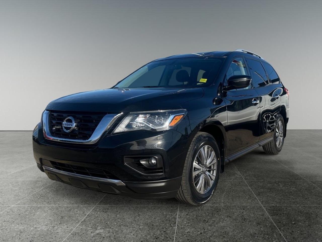 Used 2019 Nissan Pathfinder SV Tech - Navigation for sale in Saskatoon, SK