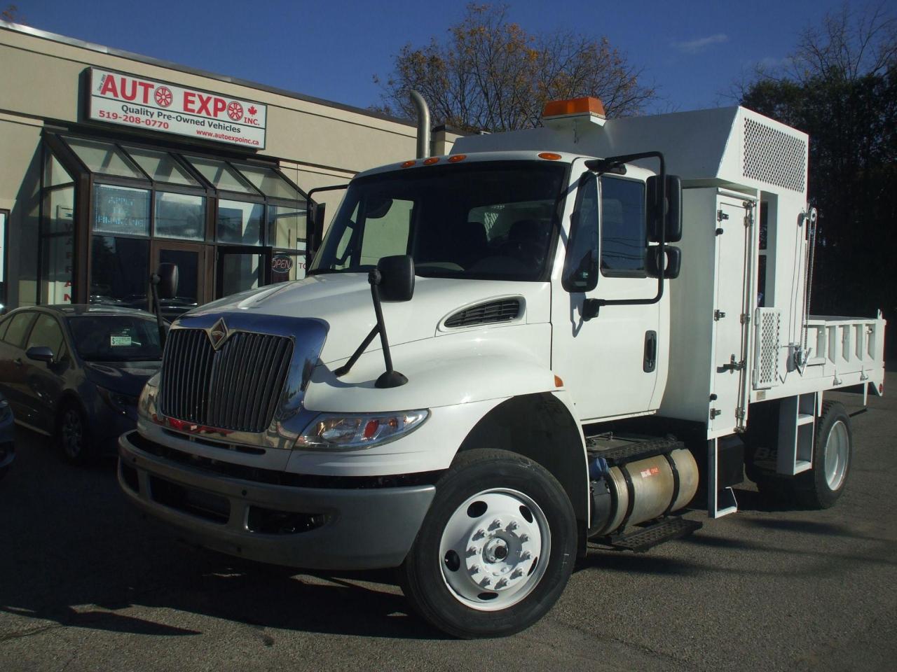 2018 International 4300 6.7 L Cummins,Dump Body,Allison Automatic,120000KM