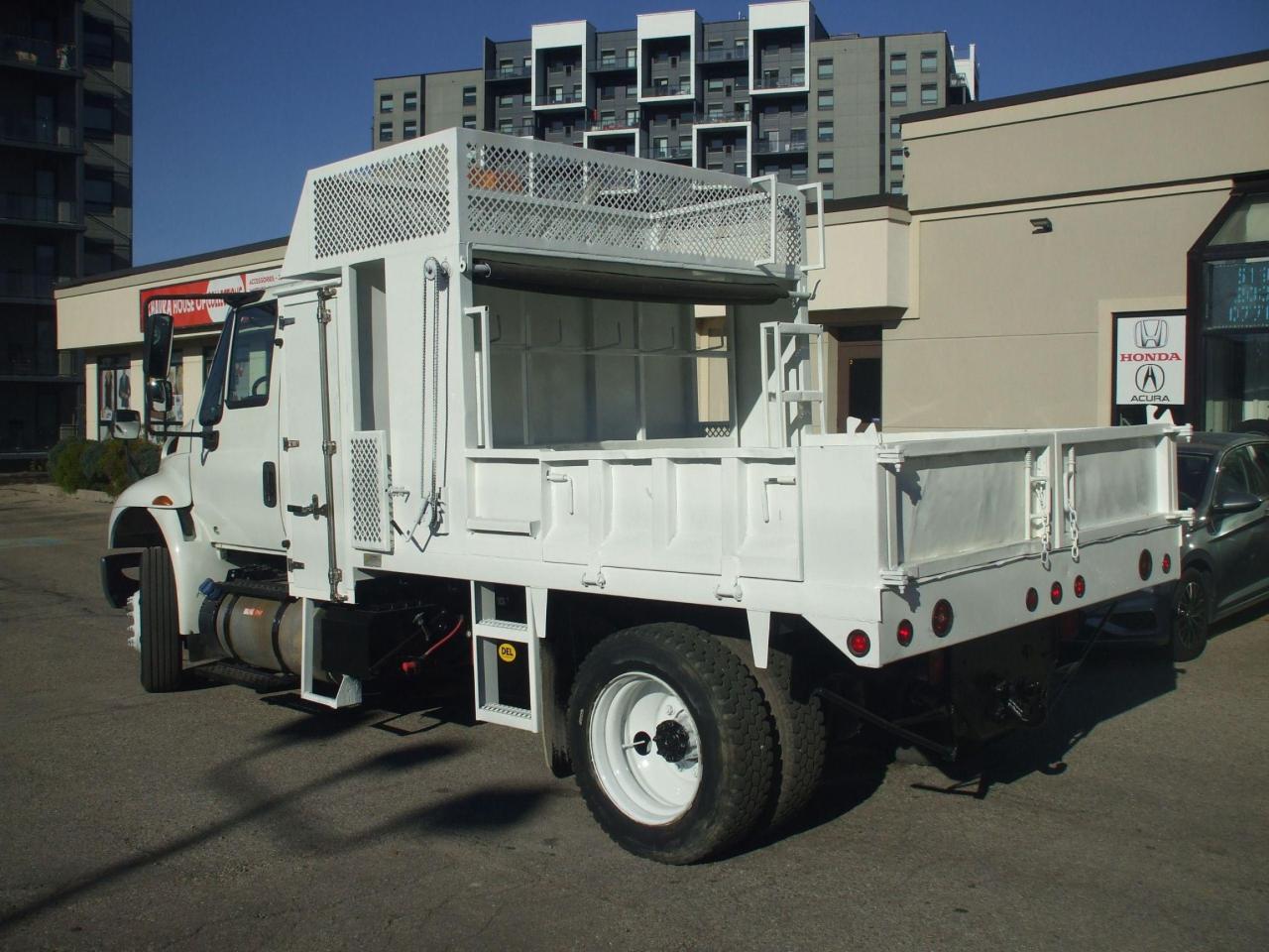 2018 International 4300 6.7 L Cummins,Dump Body,Allison Automatic,120000KM