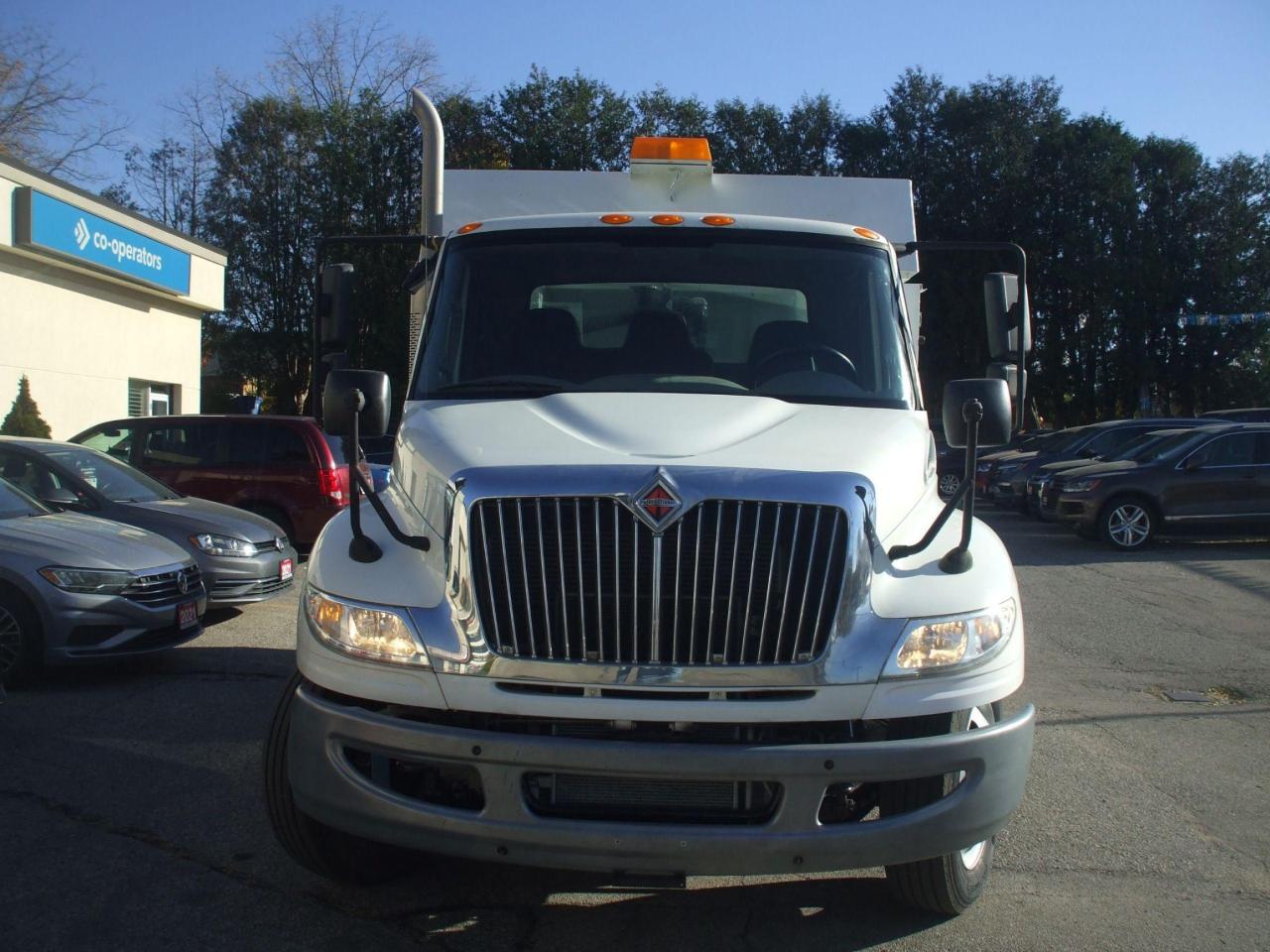 2018 International 4300 6.7 L Cummins,Dump Body,Allison Automatic,120000KM