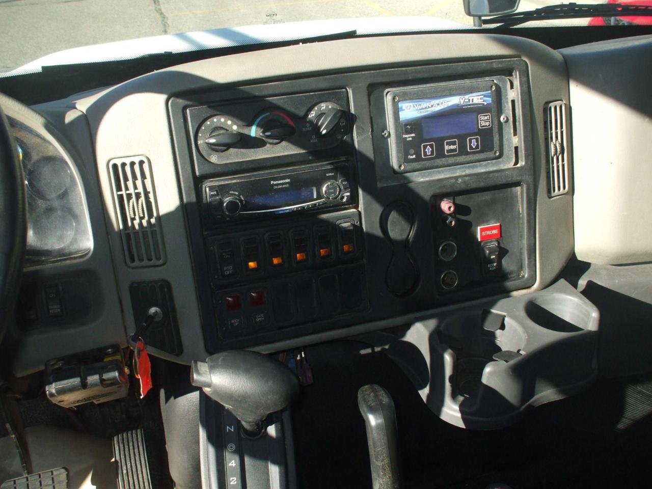 2018 International 4300 6.7 L Cummins,Dump Body,Allison Automatic,120000KM