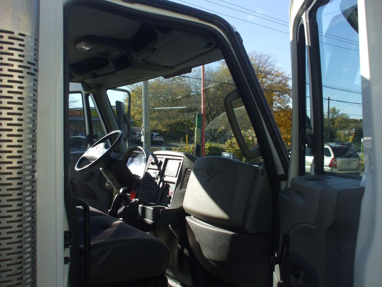2018 International 4300 6.7 L Cummins,Dump Body,Allison Automatic,120000KM