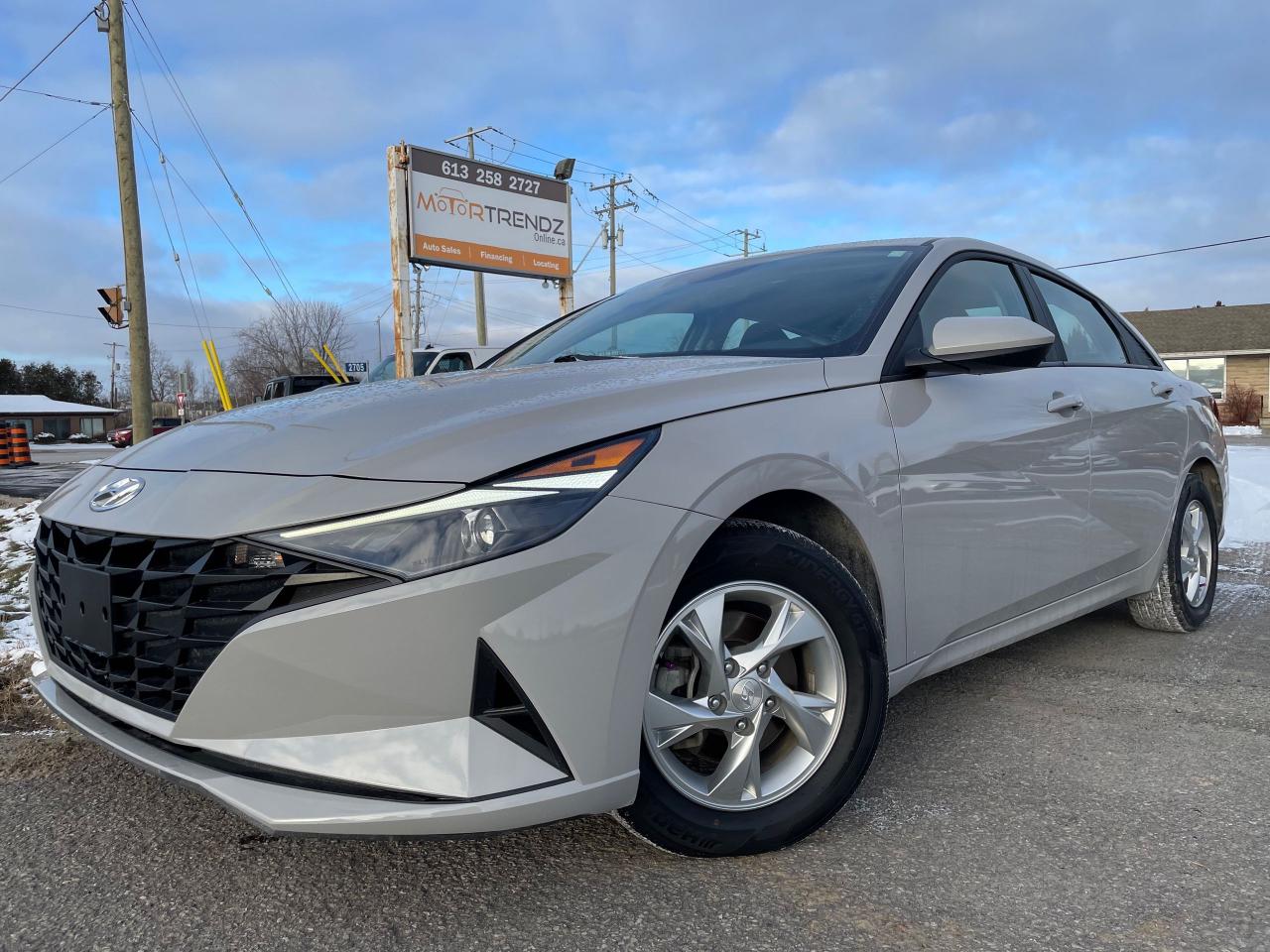 Used 2023 Hyundai Elantra ESSENTIAL Heated Seats ! CarPlay ! for sale in Kemptville, ON