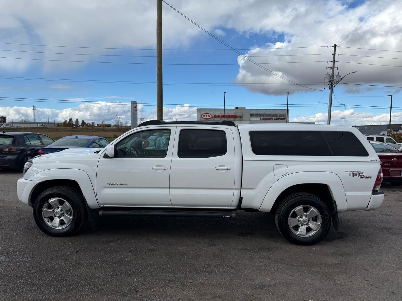 2010 Toyota Tacoma TRD SPORT, NEW FRAME, CAP, NO ACCIDENTS, CERT - Photo #2