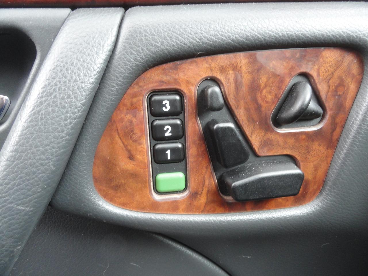 2002 Mercedes-Benz E320 Station Wagon 4Matic  DOC ONLY $195.00 - Photo #26