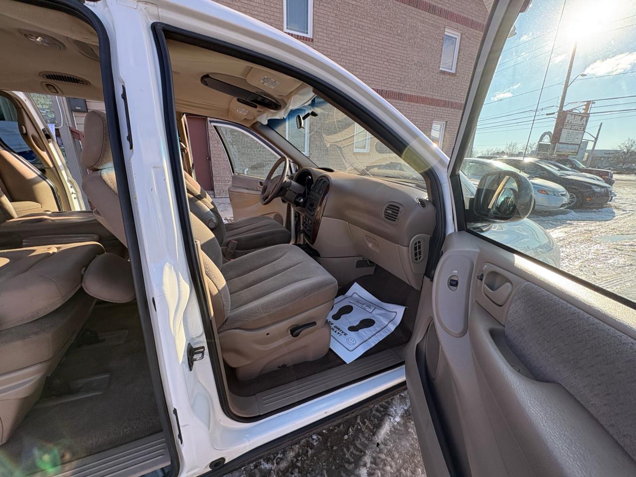 2001 Dodge CARA Grand Caravan Sport 119" Long Wheel Base, No Rust, Safety Ready with 1 year Warranty Photo