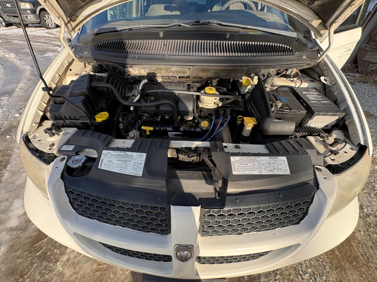 2001 Dodge CARA Grand Caravan Sport 119" Long Wheel Base, No Rust, Safety Ready with 1 year Warranty Photo