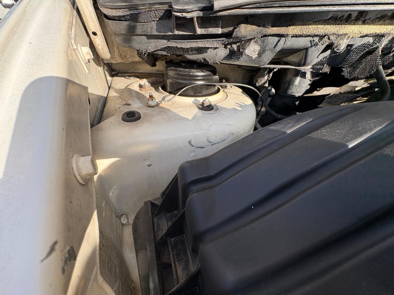 2001 Dodge CARA Grand Caravan Sport 119" Long Wheel Base, No Rust, Safety Ready with 1 year Warranty Photo