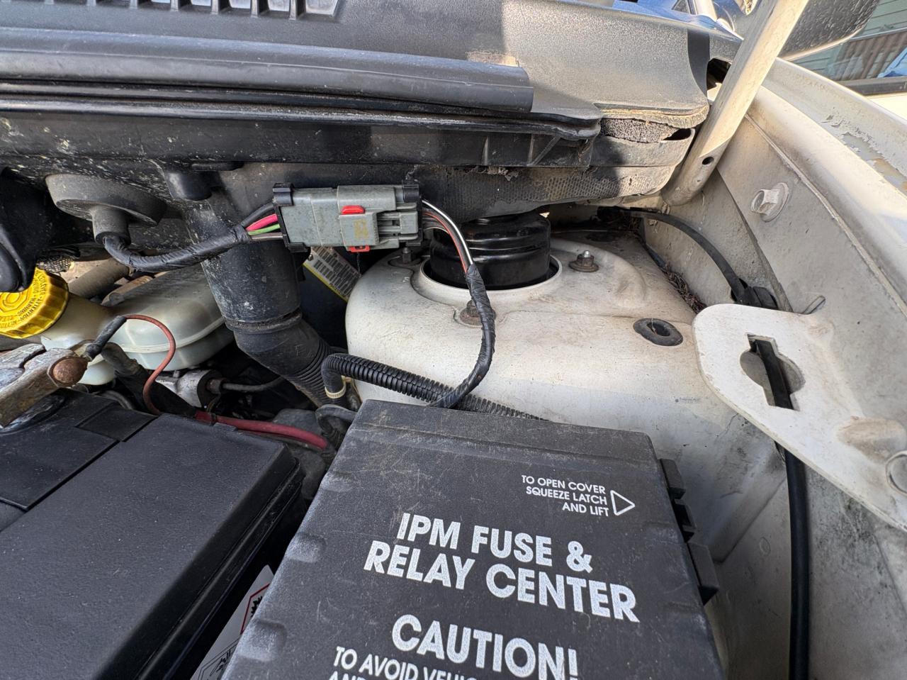 2001 Dodge CARA Grand Caravan Sport 119" Long Wheel Base, No Rust, Safety Ready with 1 year Warranty Photo