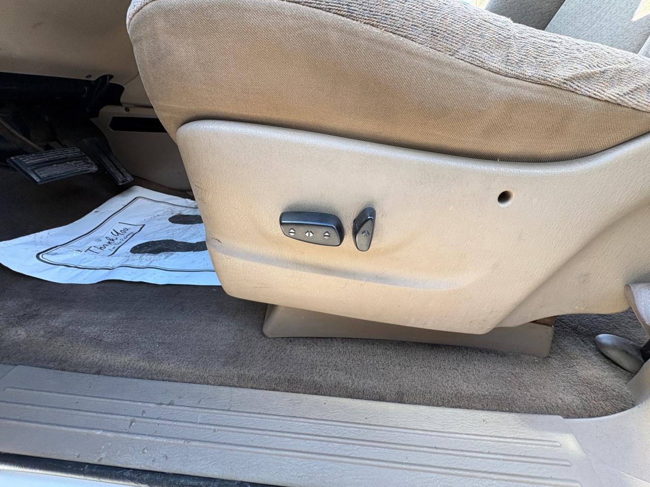 2001 Dodge CARA Grand Caravan Sport 119" Long Wheel Base, No Rust, Safety Ready with 1 year Warranty Photo