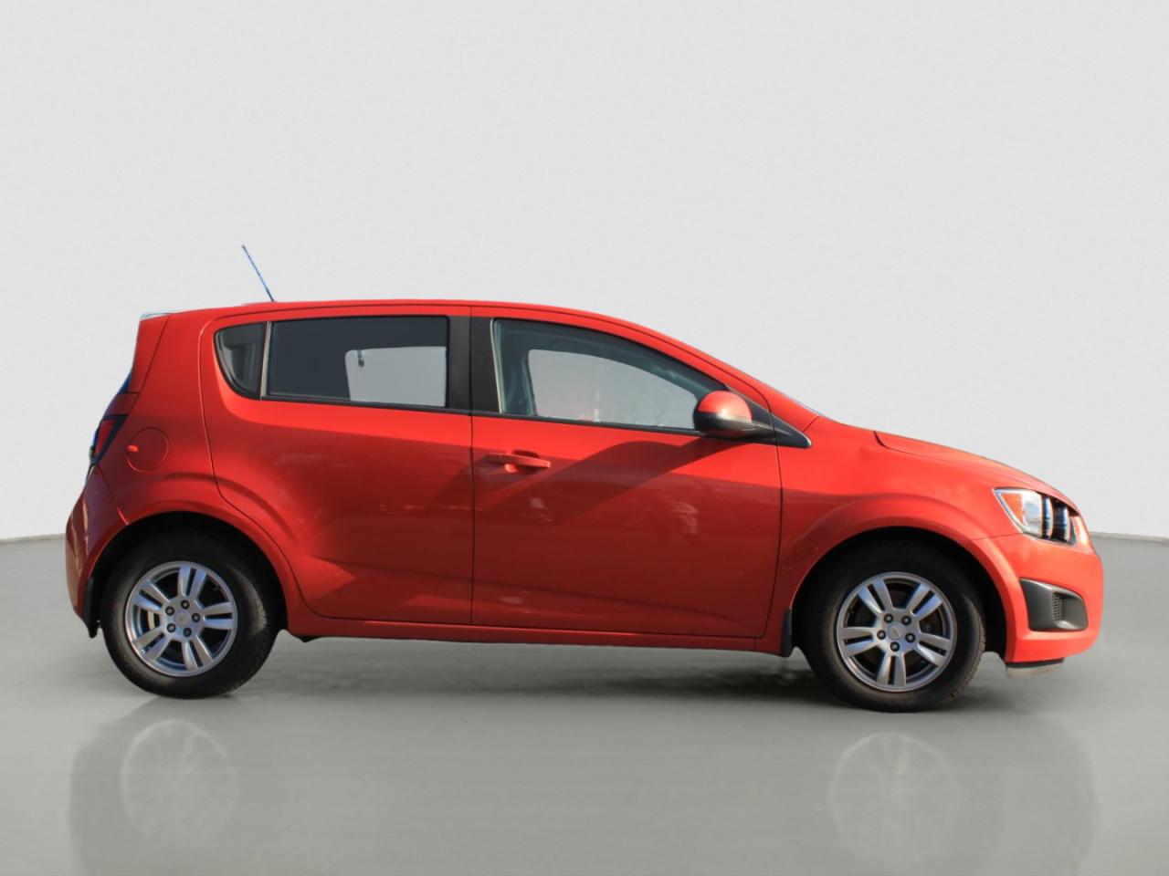 Used 2012 Chevrolet Sonic Hayon 5 portes LS for sale in Courtenay, BC