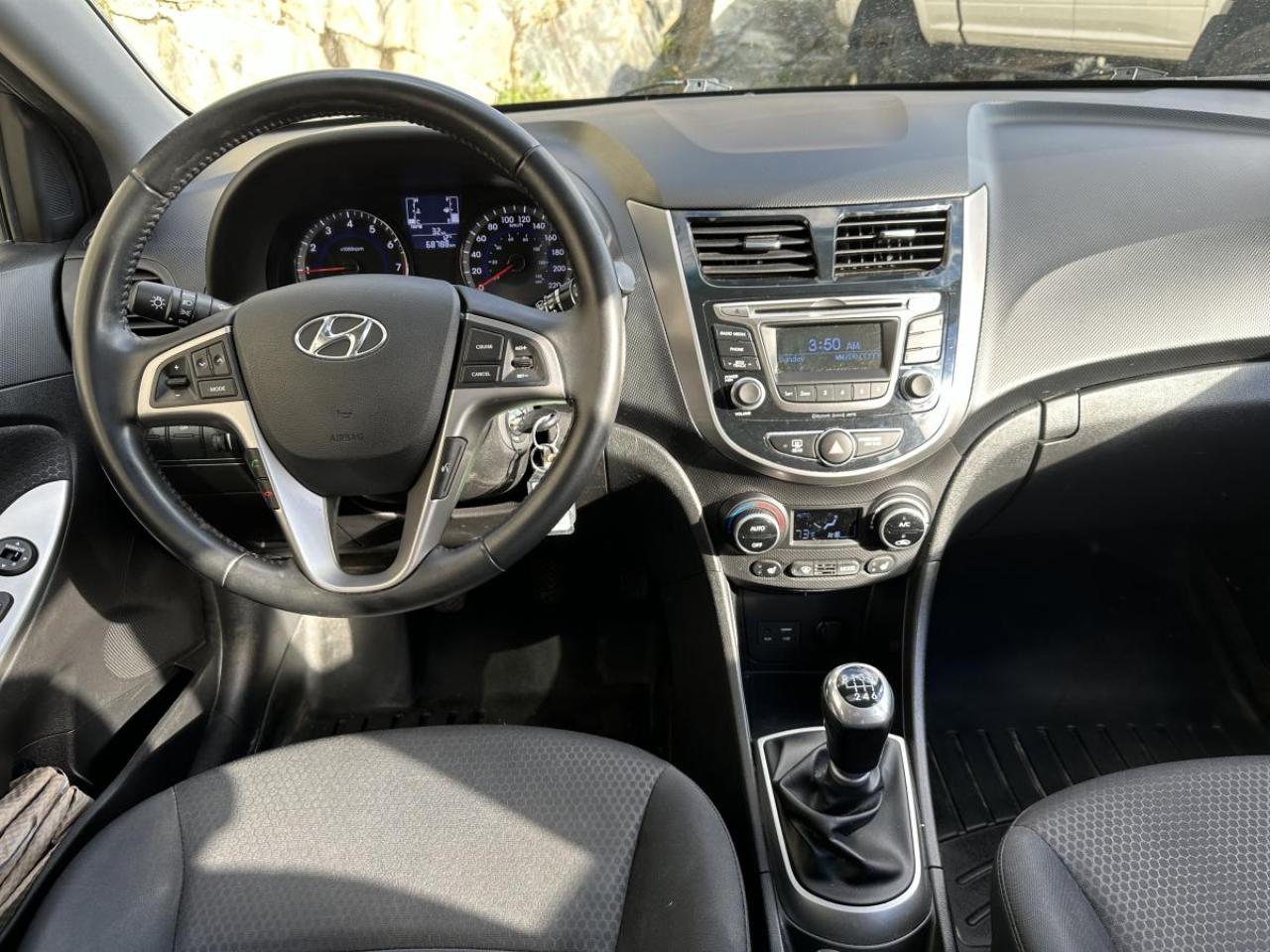 Used 2017 Hyundai Accent Voiture à hayon, 5 portes, boîte manuelle GLS for sale in Greater Sudbury, ON