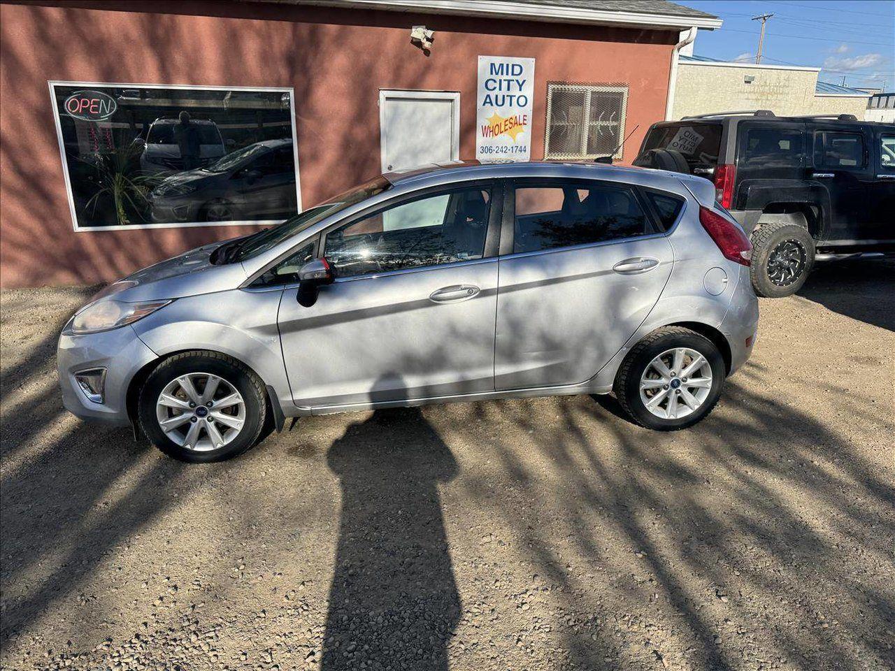 Used 2013 Ford Fiesta TITANIUM Hatchback for sale in Saskatoon, SK