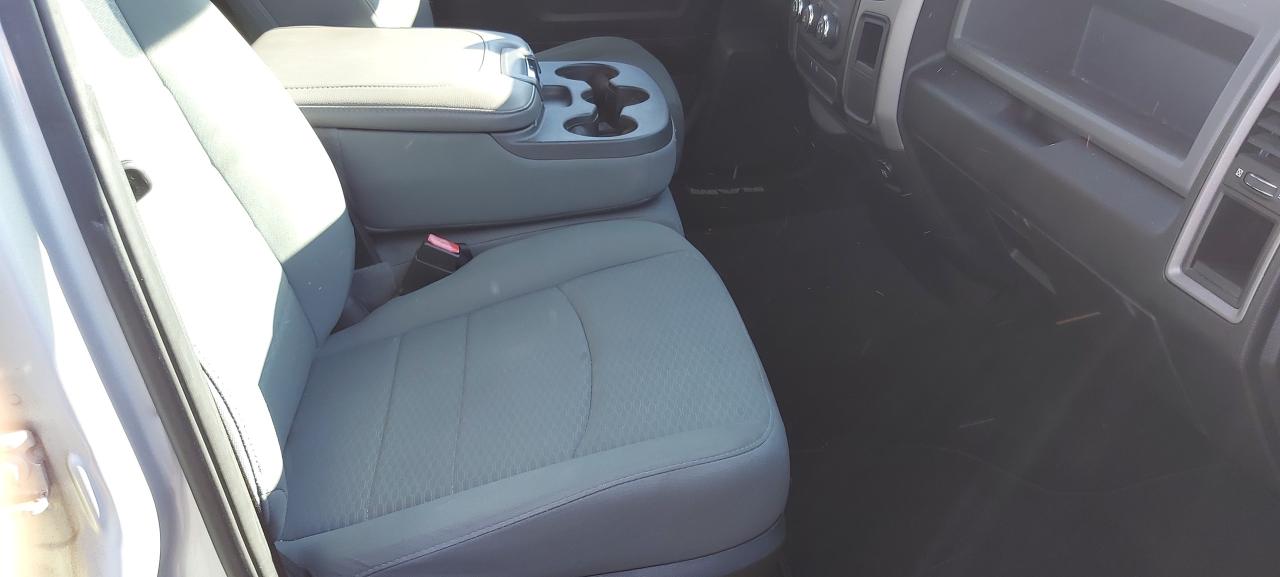 2015 RAM 1500 ST  2WD  "VERY VERY NICE TRUCK" - Photo #9